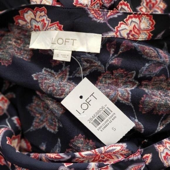 NWT LOFT Floral Ruffled Bottom Peasant Top Small - Picture 10 of 12